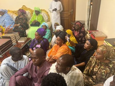 Touba : Les députés de Wallu informent Serigne Mountakha de la candidature de Karim Wade en 2024 !