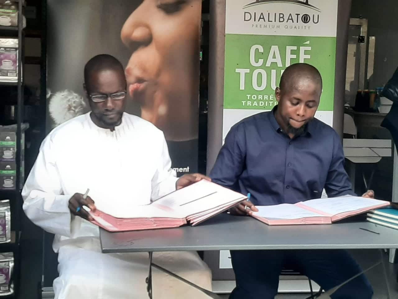 WE ! Fund investit 250 millions FCFA dans Dialibatou, une société spécialisée dans la torréfaction et la production de café moulu