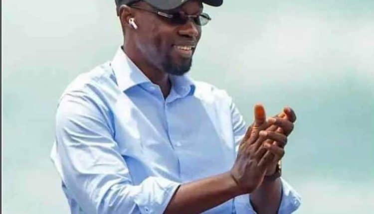 Ousmane Sonko reprend ses néméku tour