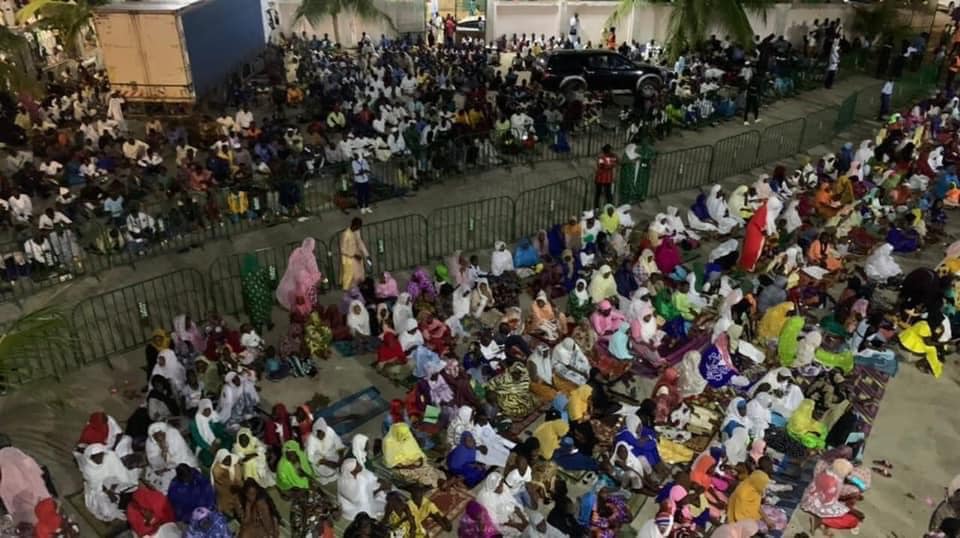 (Photos) Admirez les images du premier jour de la Bourda à la mosquée Serigne Babacar Sy de Tivaoune