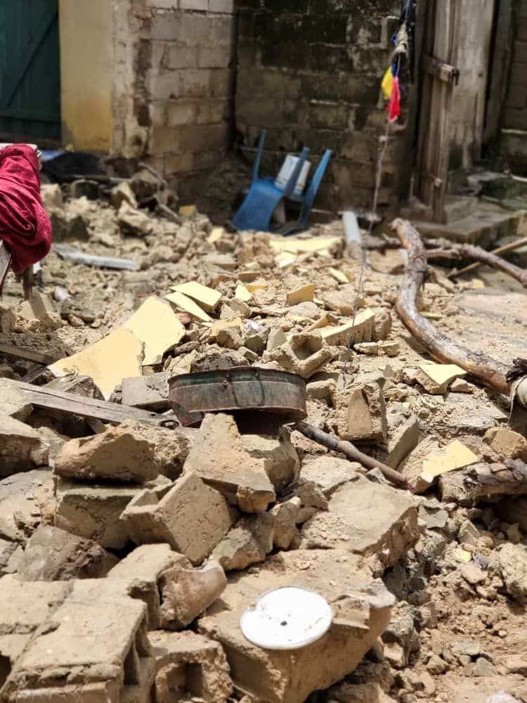 (Photos) Inondations: Le Ministre Ndeye Sali Diop Dieng apporte un appui aux familles endeuillées par les fortes pluies