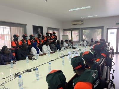 (Vidéo + Photos) Signature de convention entre l'AGEROUTE et l'UCG: 300 jeunes employés pour le nettoiement...