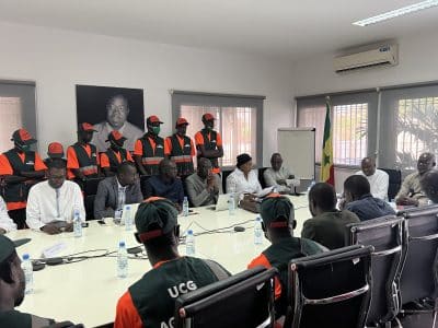(Vidéo + Photos) Signature de convention entre l'AGEROUTE et l'UCG: 300 jeunes employés pour le nettoiement...