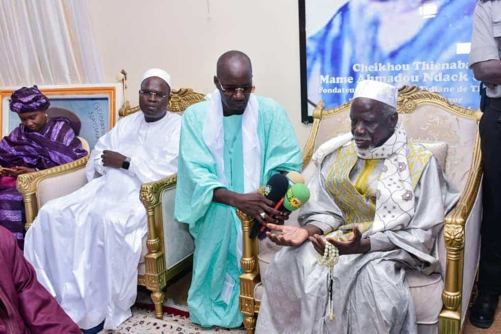 Gamou : Les leaders de Yewwi reçus par le Khalife de Thiénaba (Photos)