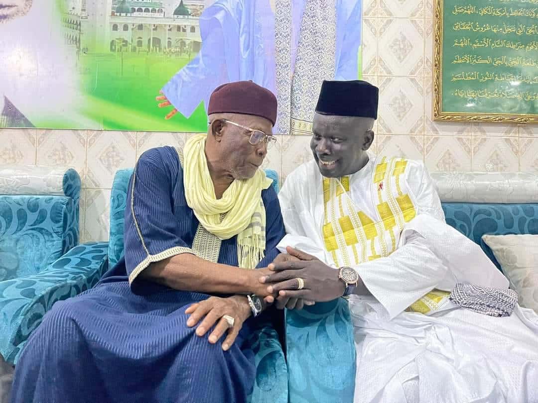 Gamou : Les leaders de Yewwi reçus par le Khalife de Thiénaba (Photos)