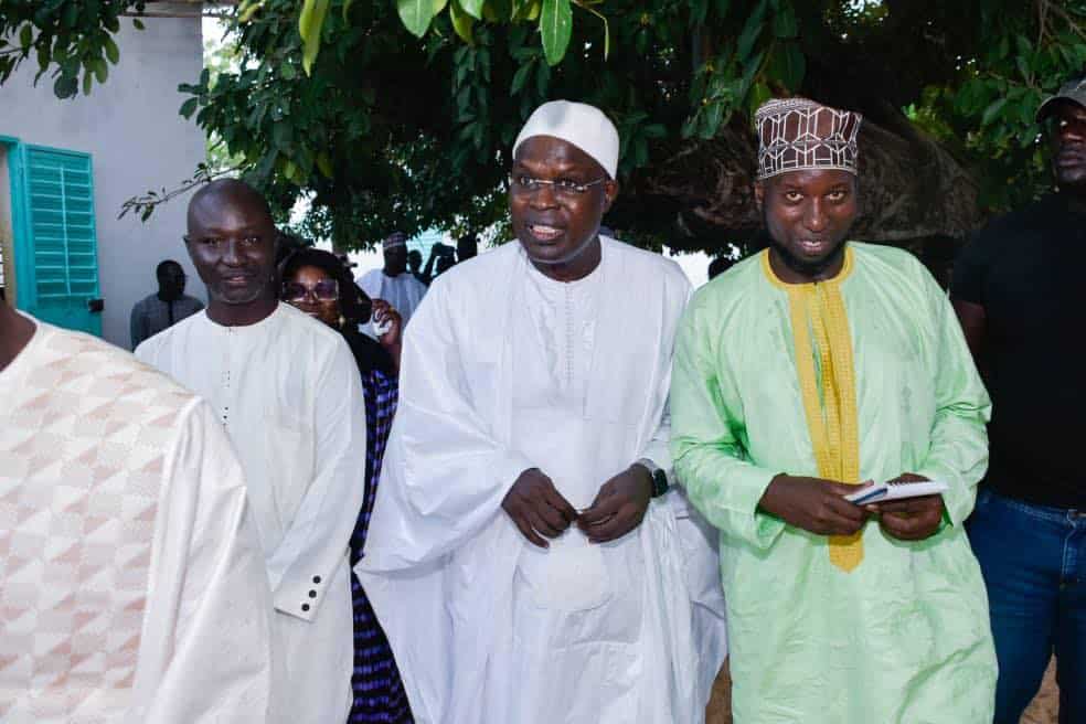 Gamou : Les leaders de Yewwi reçus par le Khalife de Thiénaba (Photos)