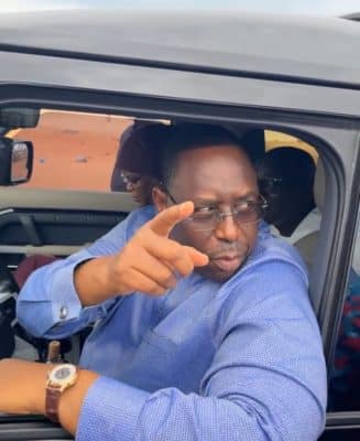 (Photos) Wakhinane Nimzatt: La visite surprise du président Macky Sall accompagné de la première dame.