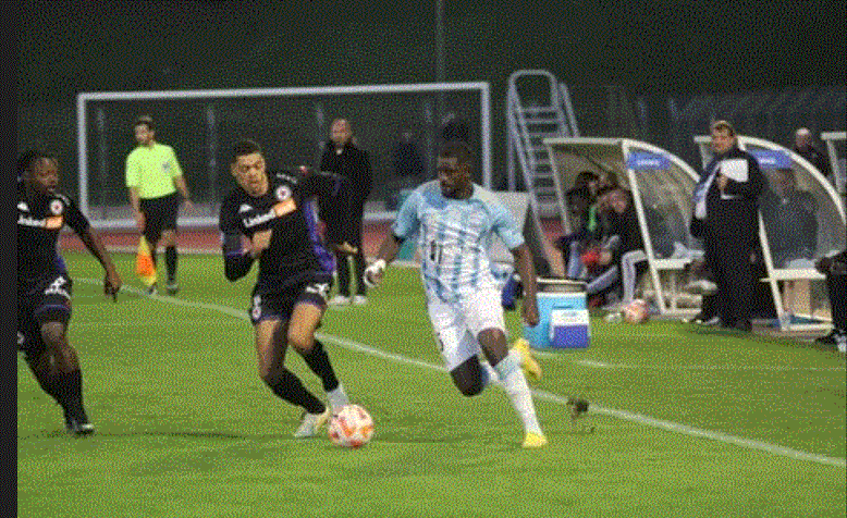 National 1 : Le Red Star d’Habib Bèye retrouve la victoire contre Le Puy (2-0)