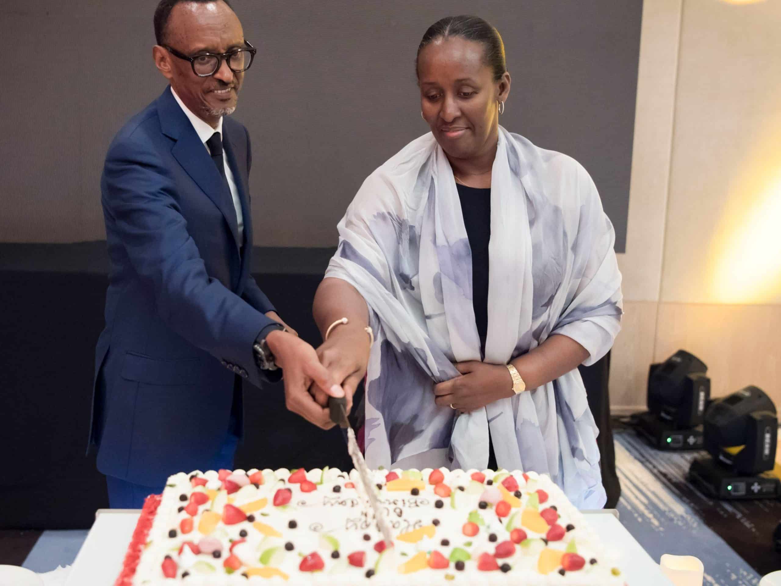 Anniversaire Paul Kagamé : "Vous êtes un cadeau pour nous tous!" (Première Dame)