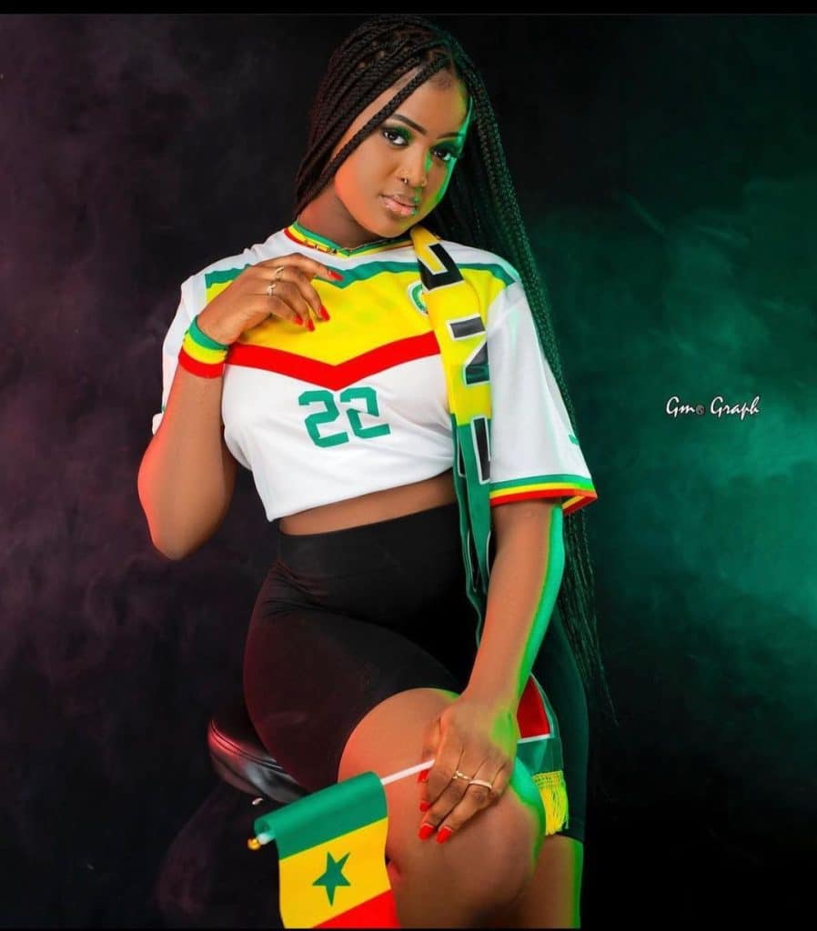 Sénégal vs Angleterre: Les supportrices Sénégalaises les plus audacieuses (30 Photos)