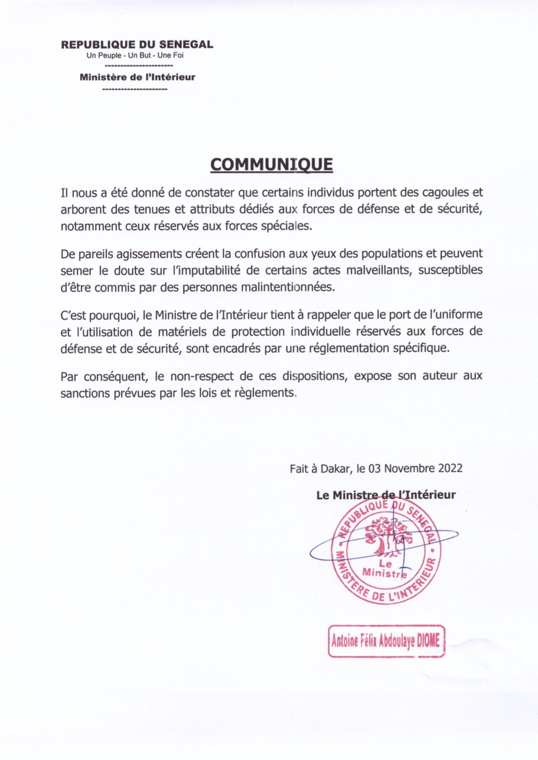 Port de cagoules et tenues des forces de défense : Le ministère de l'Intérieur sort de sa réserve