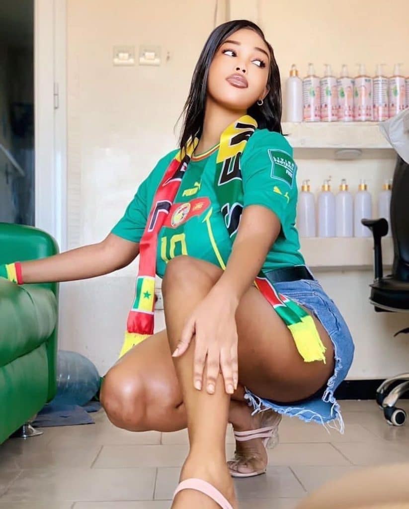 Sénégal vs Angleterre: Les supportrices Sénégalaises les plus audacieuses (30 Photos)