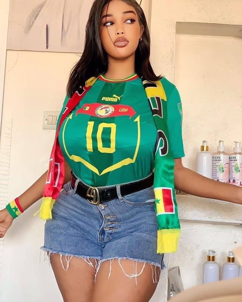 Sénégal vs Angleterre: Les supportrices Sénégalaises les plus audacieuses (30 Photos)