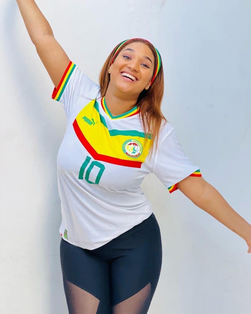 Sénégal vs Angleterre: Les supportrices Sénégalaises les plus audacieuses (30 Photos)