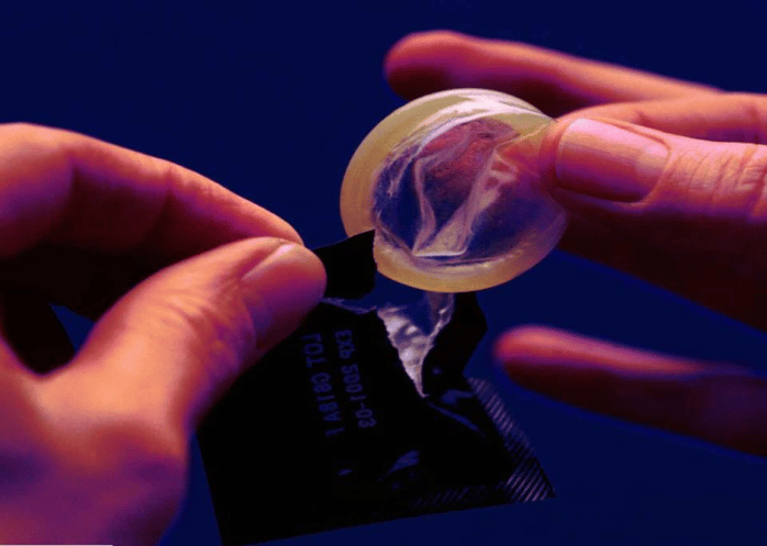 France : La gratuité du préservatif en pharmacie sera étendue aux mineurs
