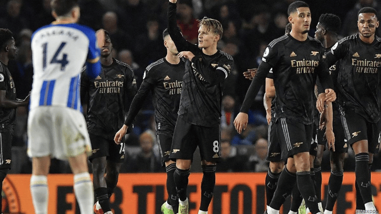 Premier League : Arsenal frappe fort à Brighton et prend ses distances au sommet