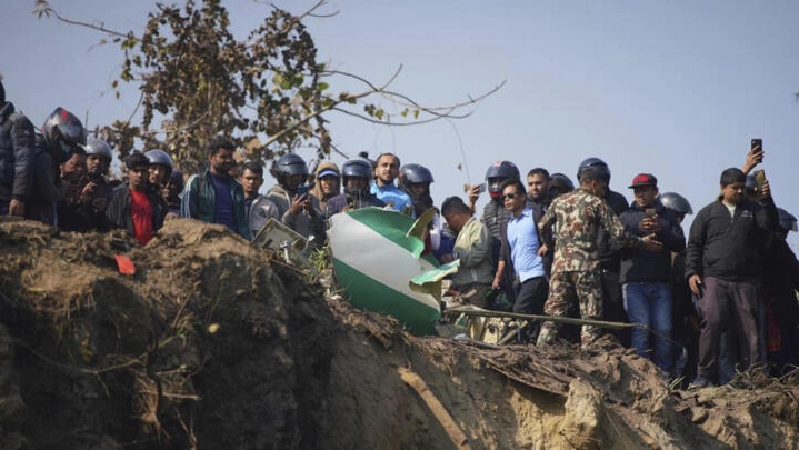 Un avion s'écrase au Népal avec 72 personnes à bord
