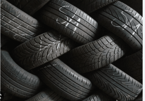 Accidents de la route : Le désastre causé (aussi) par les pneus d'occasion