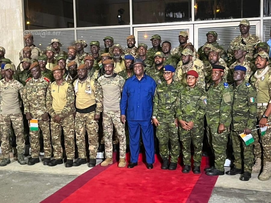 Côte d’Ivoire : Les 46 soldats ivoiriens accueillis par Alassane Ouattara à Abidjan