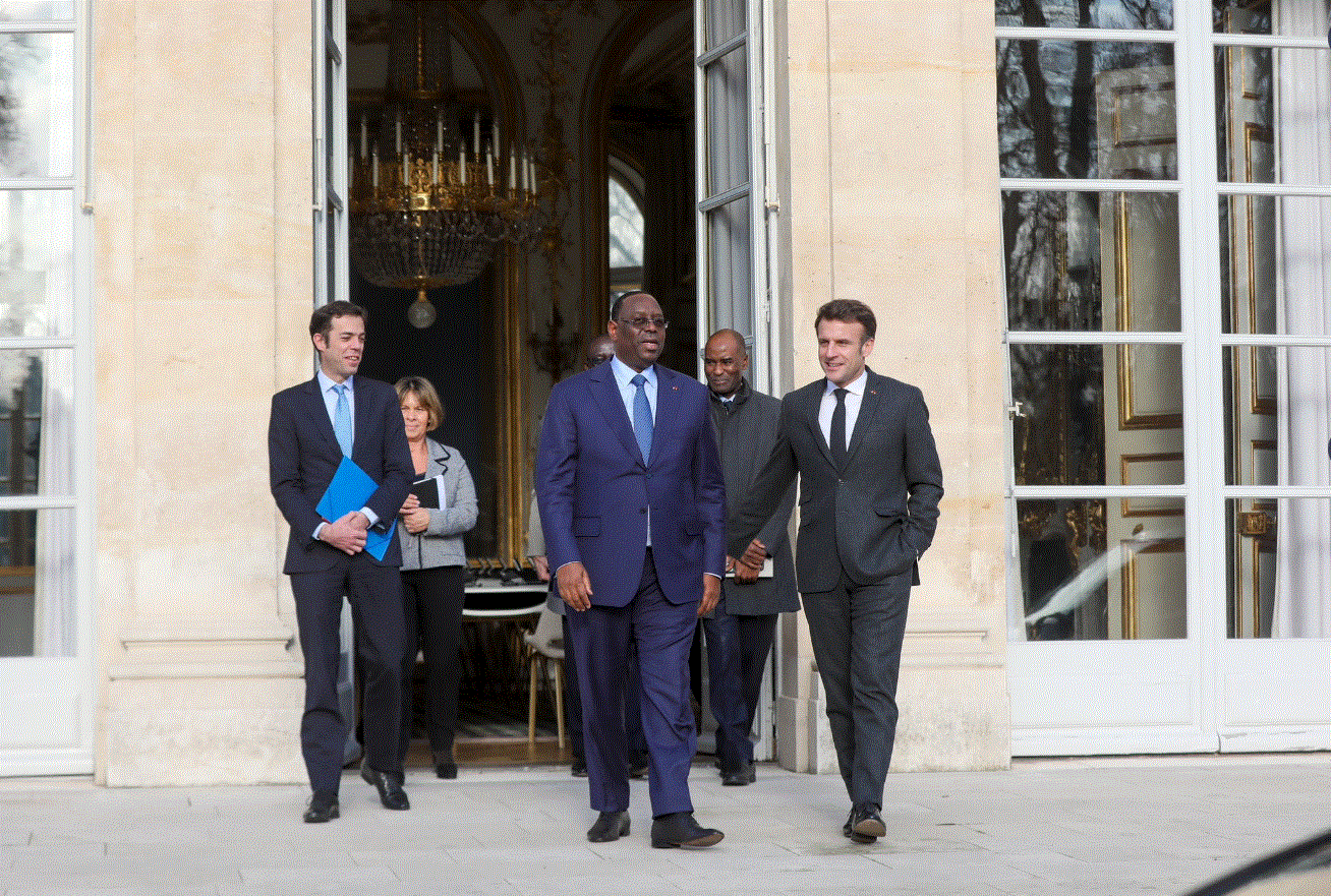 Paris : Emmanuel Macron reçoit son homologue Sénégalais Macky Sall (Photos)