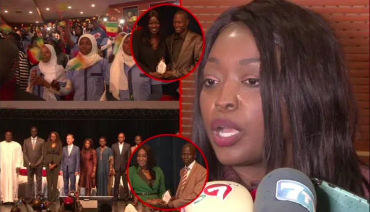 Mme Amy Sarr Fall, intervenant lord du lancement de la 11e édition de la Grande Rentrée Citoyenne (GRC) à Dakar.