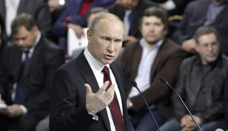 Poutine charge l'occident et ses h0mosexuels : "La famille est l'union d'un homme et d'une femme"