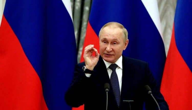 Vladimir Poutine : "L'occident veut en finir avec la Russie... C'est impossible !"