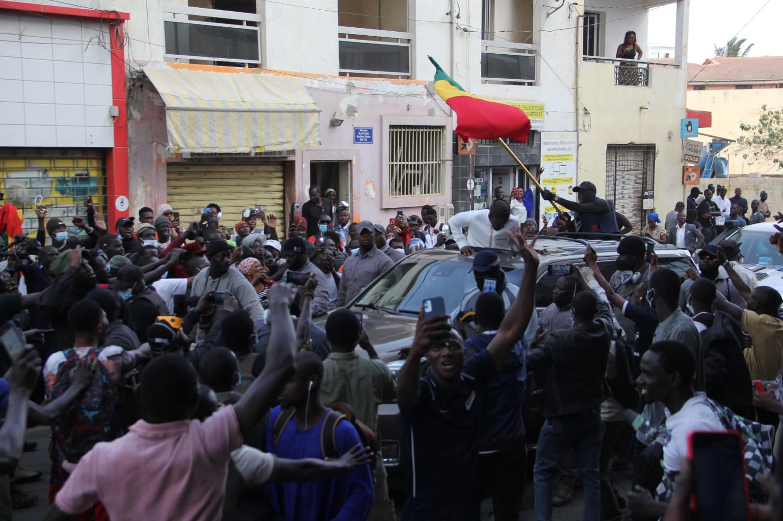 (100 Photos): Retour en images sur les temps forts d'une chaude journée