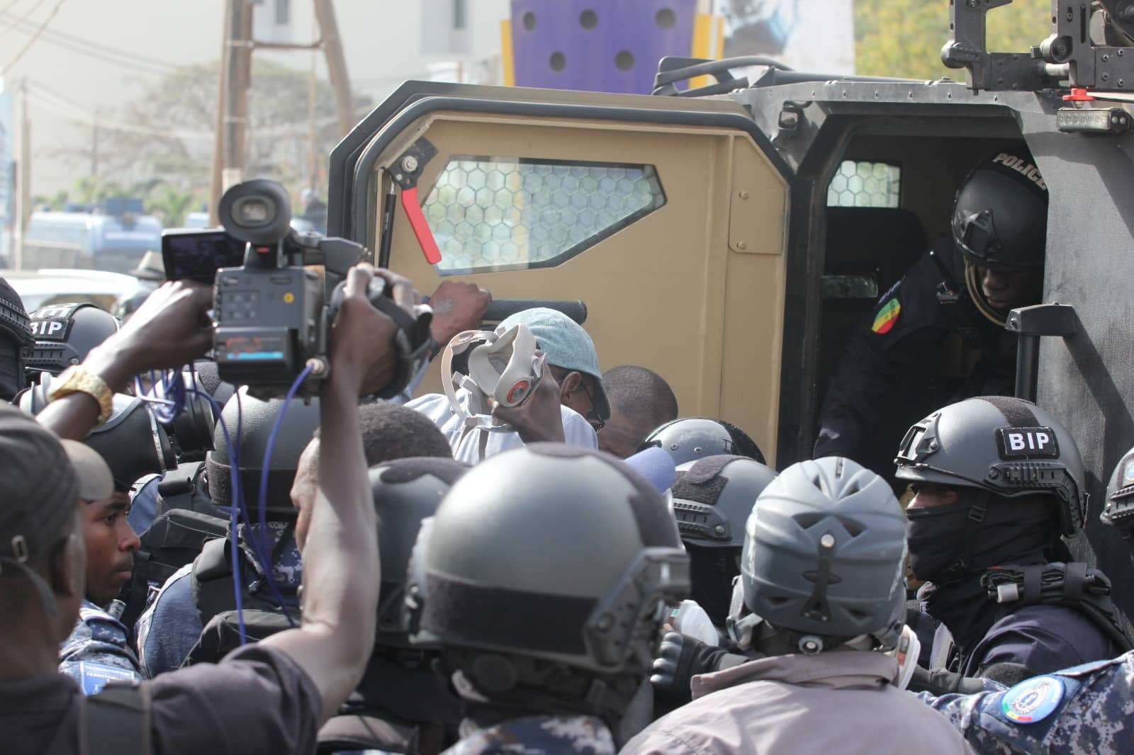 (100 Photos): Retour en images sur les temps forts d'une chaude journée