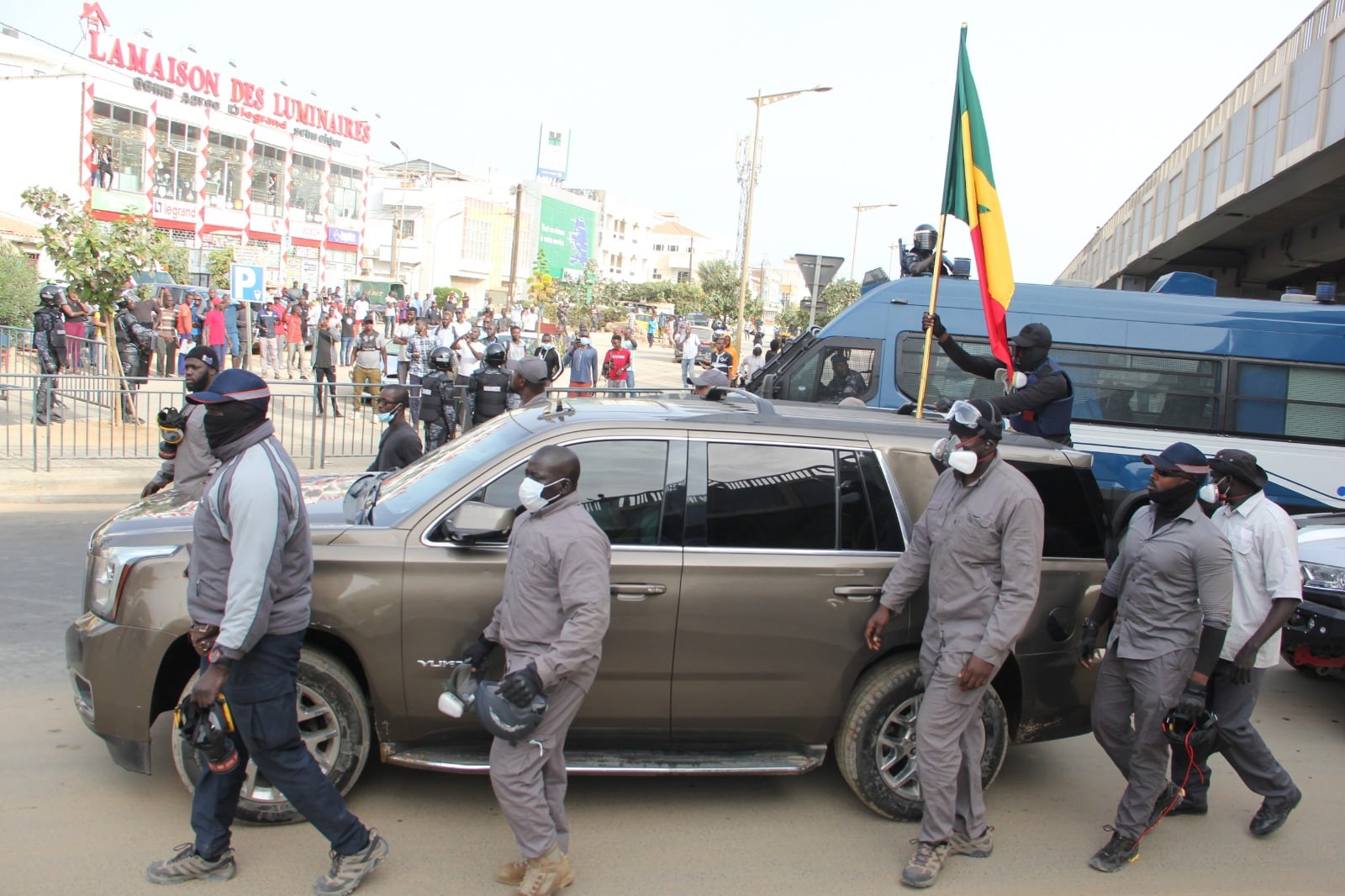 (100 Photos): Retour en images sur les temps forts d'une chaude journée