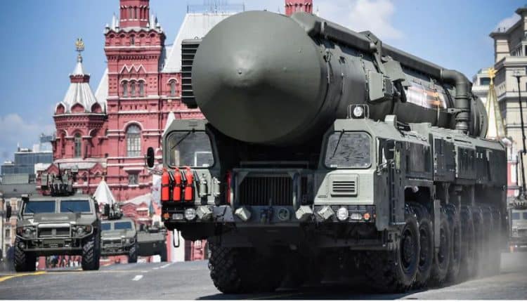 La Russie va déployer des armes nucléaires tactiques en Biélorussie (Poutine)