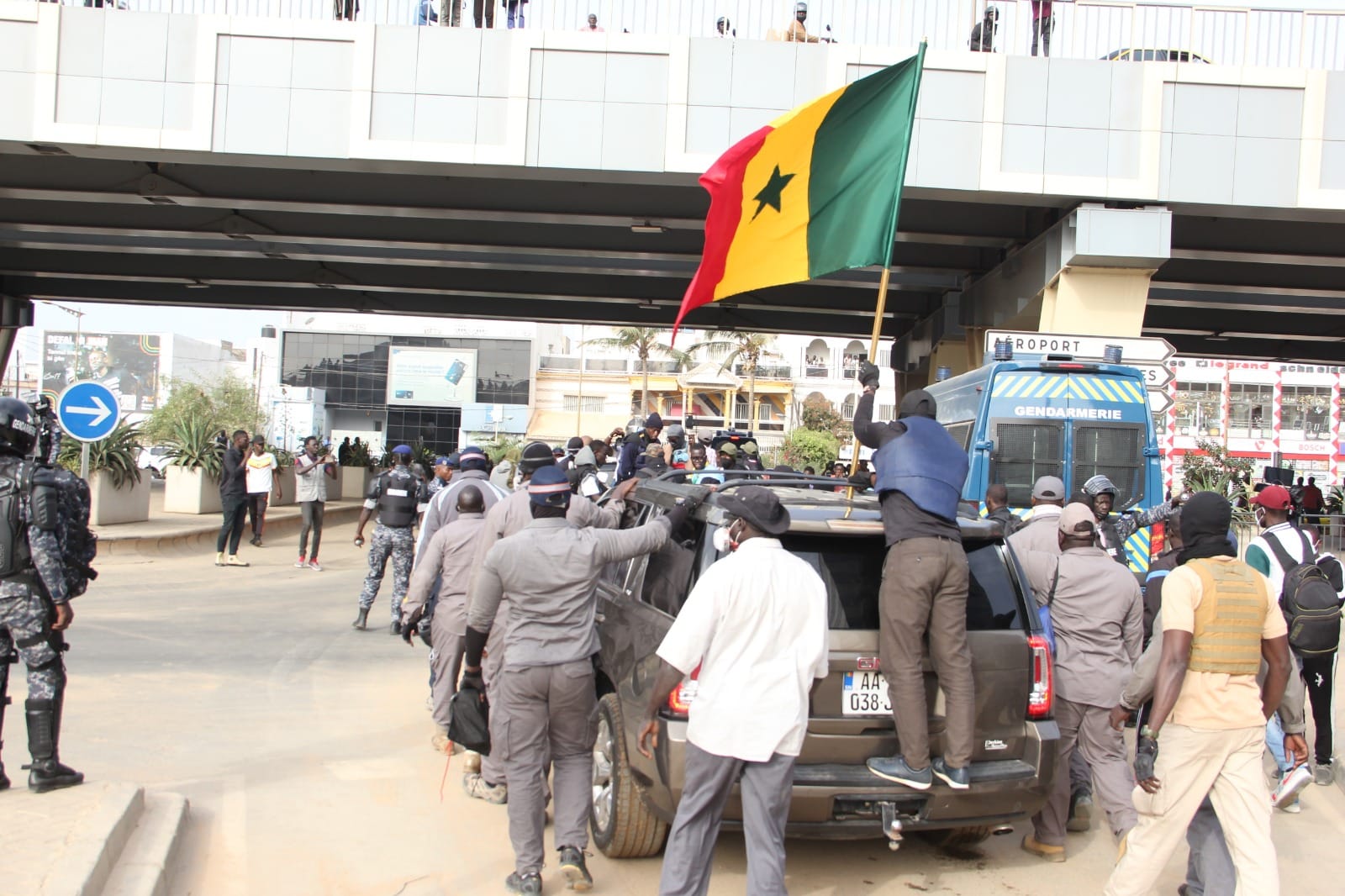 (100 Photos): Retour en images sur les temps forts d'une chaude journée