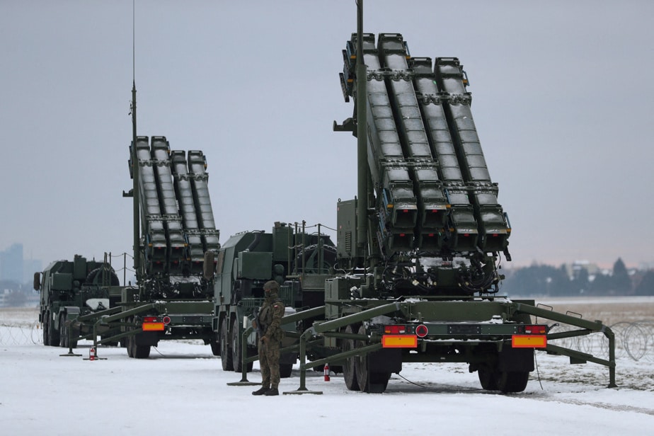 L'Ukraine a reçu les premiers systèmes américains de défense antiaérienne Patriot