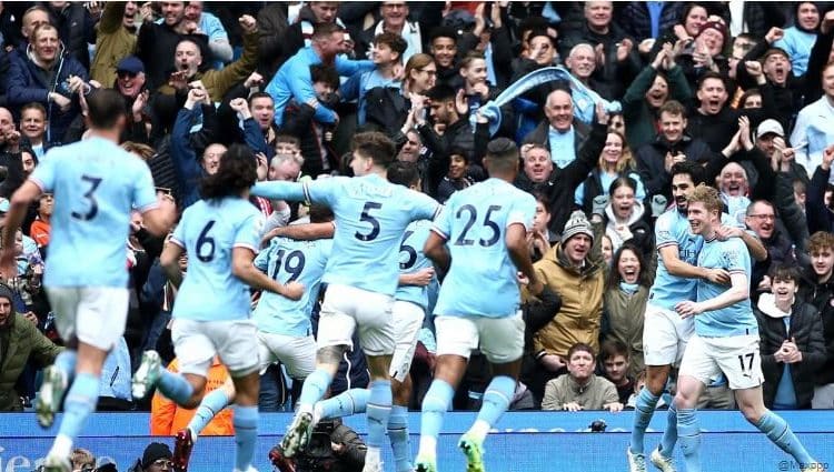 Premier League : Manchester City écrase Liverpool (4-1)