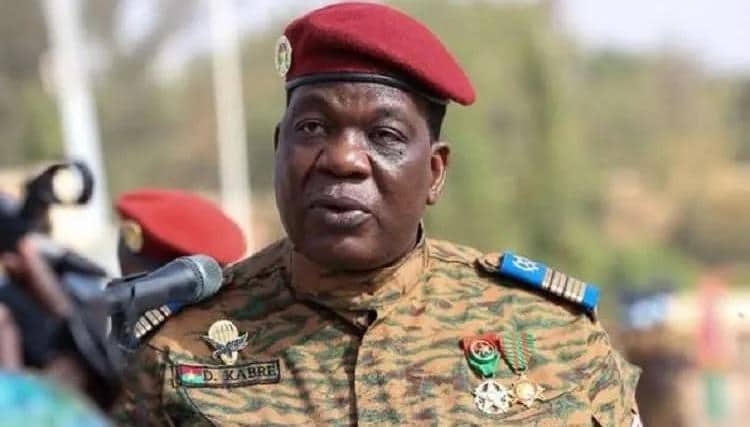 Burkina : le capitaine Ibrahim Traoré limoge le chef d’Etat-major Général des armées