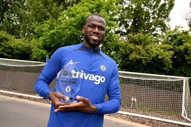 Angleterre : Kalidou Koulibaly remercie la PFA et Chelsea Foundation
