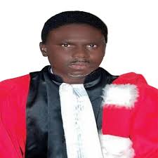 "DIALOGUE NATIONAL AU SENEGAL : ENTRE LE DROIT ET LA POLITIQUE" PAR MEÏSSA DIAKHATÉ