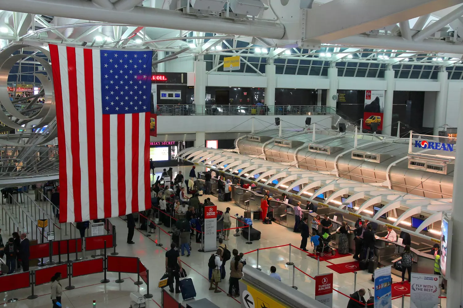 Aéroport John Fitzgerald Kennedy de New York : 300 passagers d'Air Sénégal  bloqués, dans le désarroi