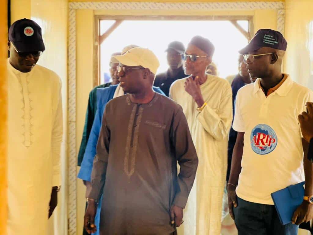 Le Dg de l’ARTP visite le centre de contrôle des fréquences de Matam