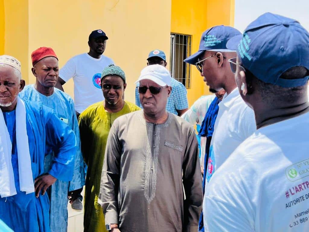 Le Dg de l’ARTP visite le centre de contrôle des fréquences de Matam