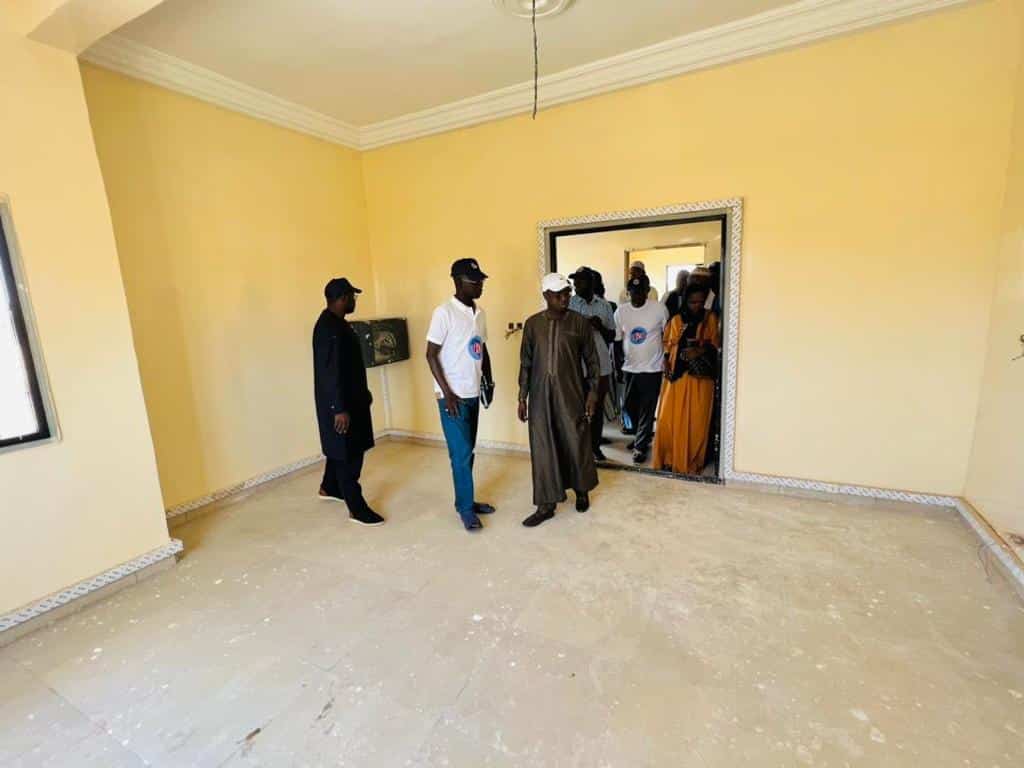 Le Dg de l’ARTP visite le centre de contrôle des fréquences de Matam