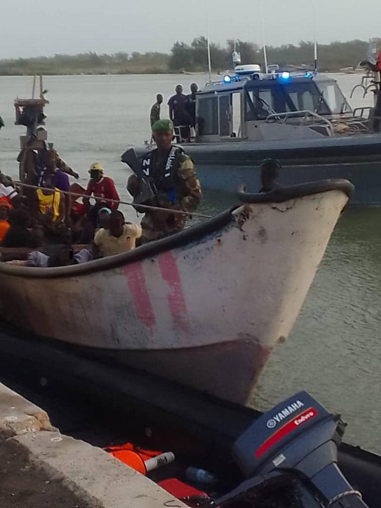 (Photos) Émigration clandestine : 35 candidats interceptés par la Marine nationale