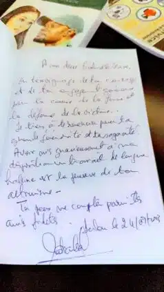 Rendue hommage par Madiambal Diagne dans son livre, la réaction surprenante de Gabrielle Kane (Photo)