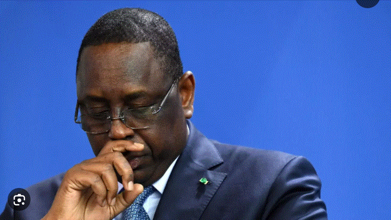 Ouakam : Macky Sall exprime sa douleur après le décès d'une quinzaine de migrants