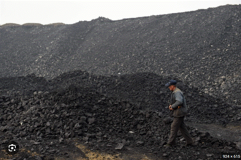 Chine: Une explosion dans une mine de charbon fait 11 morts