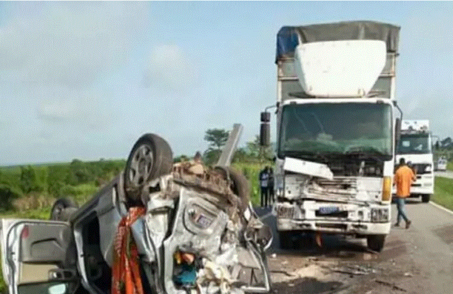 Axe Mékhé-Pire : 3 morts dans une collision entre un camion et un minicar