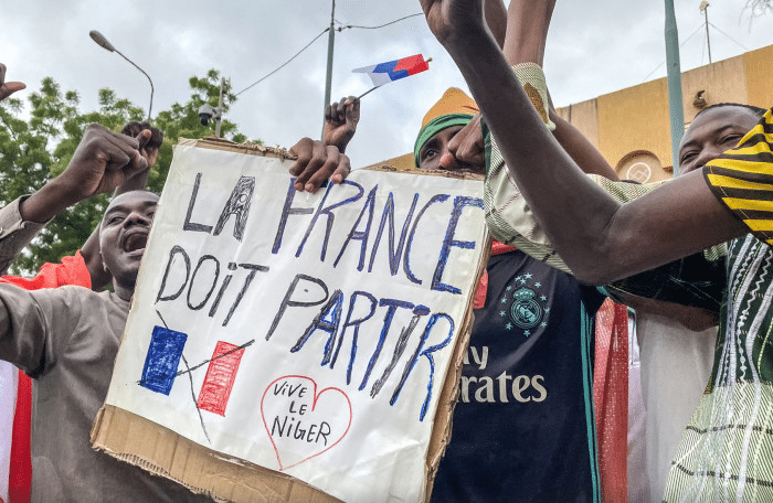 Niger: la junte au pouvoir expulse l'ambassadeur de France