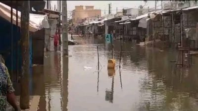 DIOURBEL : 300 cantines sous les eaux au marché Ndoumbé Diop.