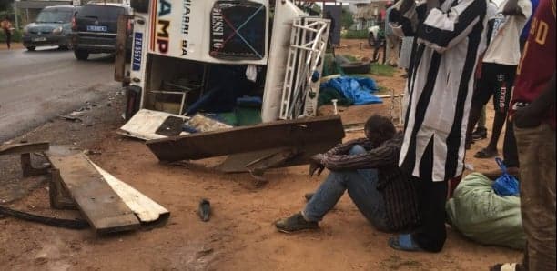 Un car" Ndiaga Ndiaye" et fait 15 blessés graves