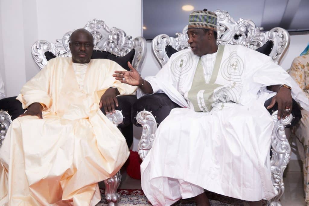 Course aux parrainages : Le ministre Abdou Karim Fofana reçoit les commerçants de Petersen et de Colobane